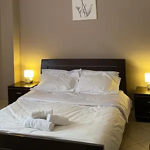  Apartment Cloud8 With Castle View, 7km From The